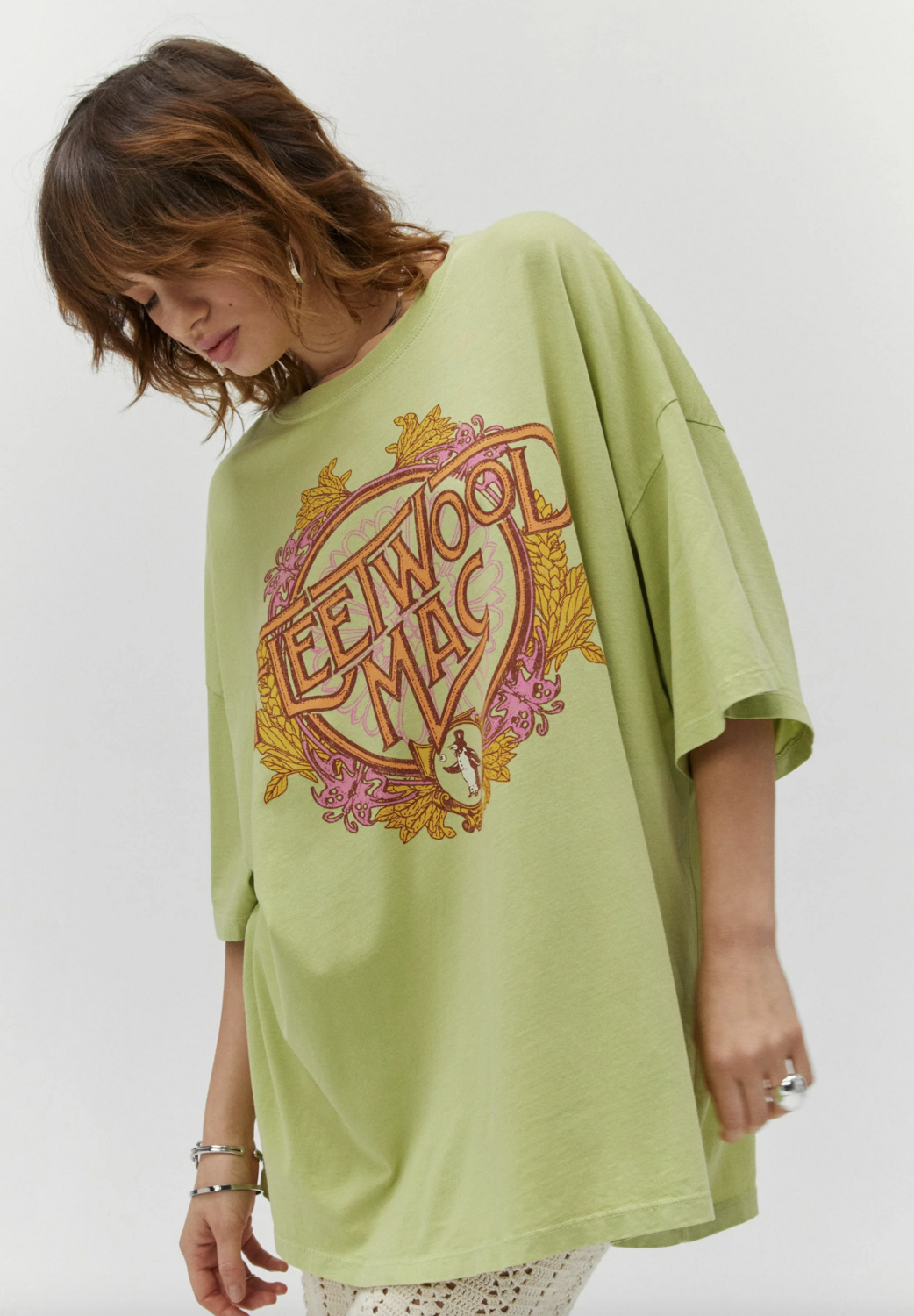 Daydreamer Women&#39;s Fleetwood Mac Flower Crest One Size Tee
