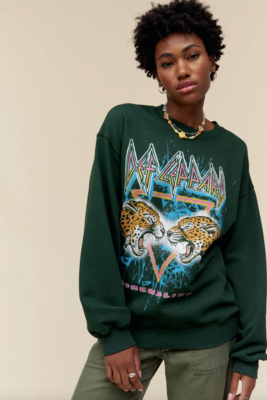 Daydreamer Women&#39;s Def Leppard Adrenalize Boyfriend Crew