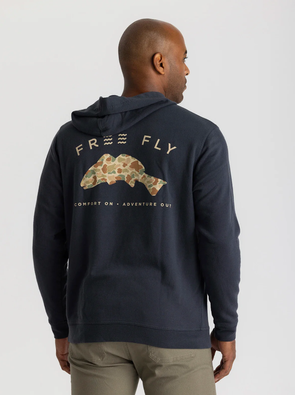 Free Fly Men&#39;s Vintage Camo Redfish Fleece Hoodie