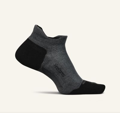 Feetures Elite Max Cushion No Show Tab Socks