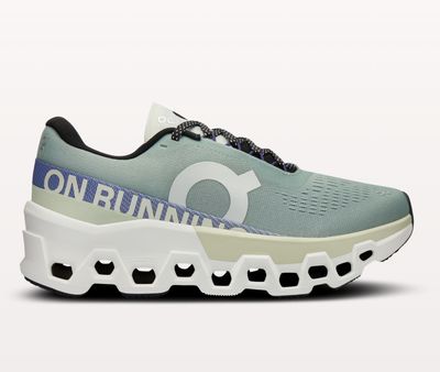 On Running Women&#39;s Cloudmonster 2