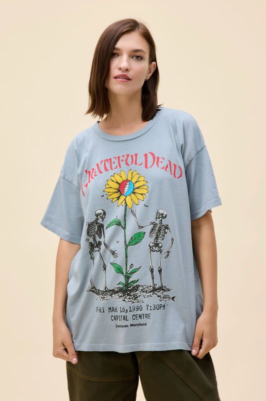 Daydreamer Women's Grateful Dead Daisy Merch Tee Daydreamer Women's Grateful Dead Daisy Merch Tee