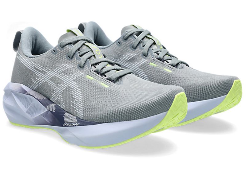 Asics Women's Novablast 5