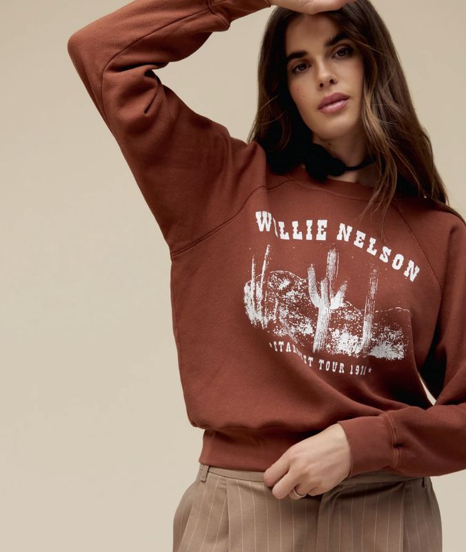 Daydreamer Women's Willie Stardust Tour Raglan Crew