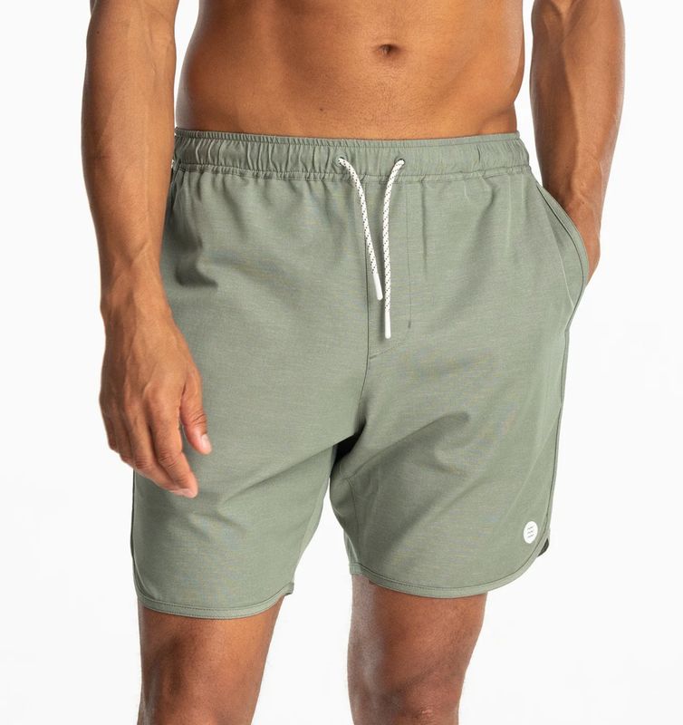 Free Fly Reverb Short