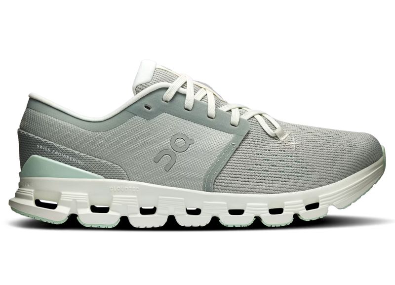 On Running Women's Cloud X 4