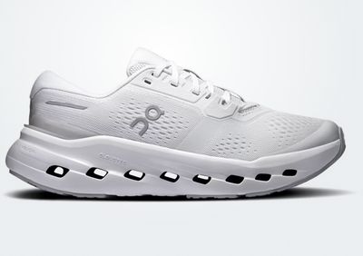 On Running Women's Cloudrunner 3