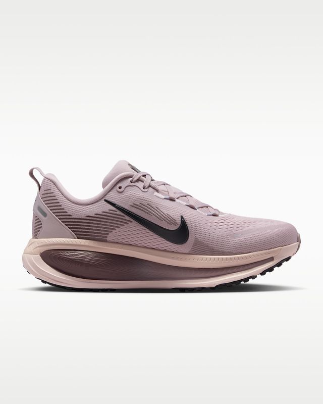 Nike Women's Vomero 18