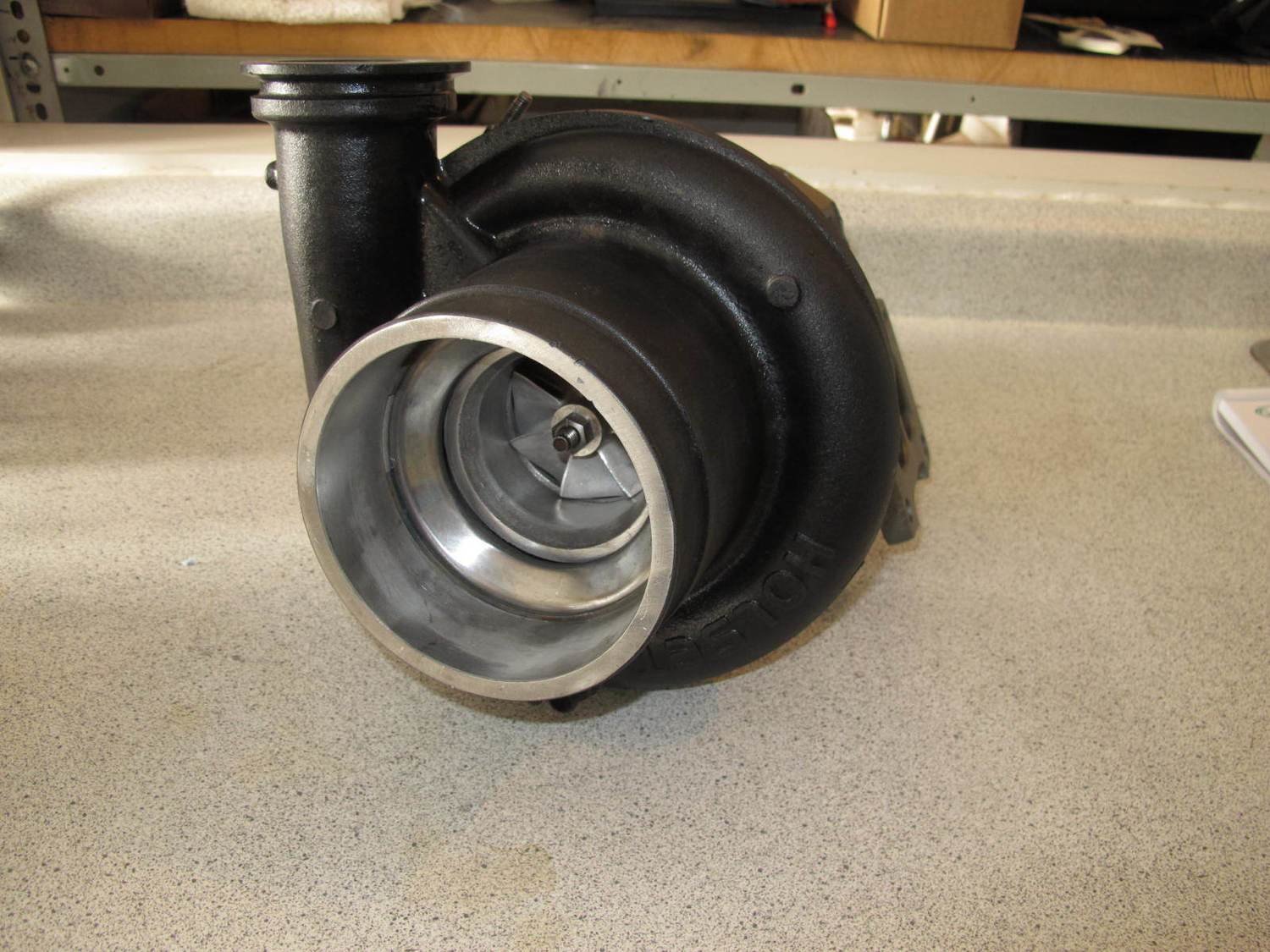 Detroit DD15 rebuilt turbocharger