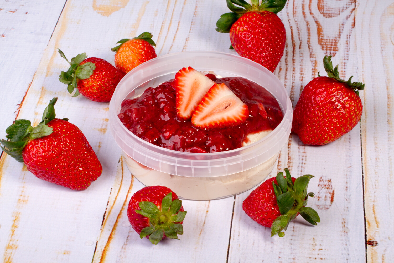 Strawberry Rhubarb Cultured Cheesecake Spread 8 oz