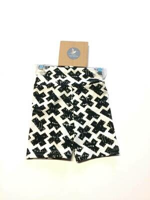 Bermuda Shorts ~ 0-3months, x