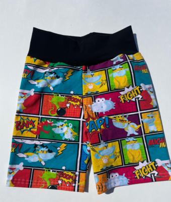 Bermuda Shorts ~ 12/18m - Comic