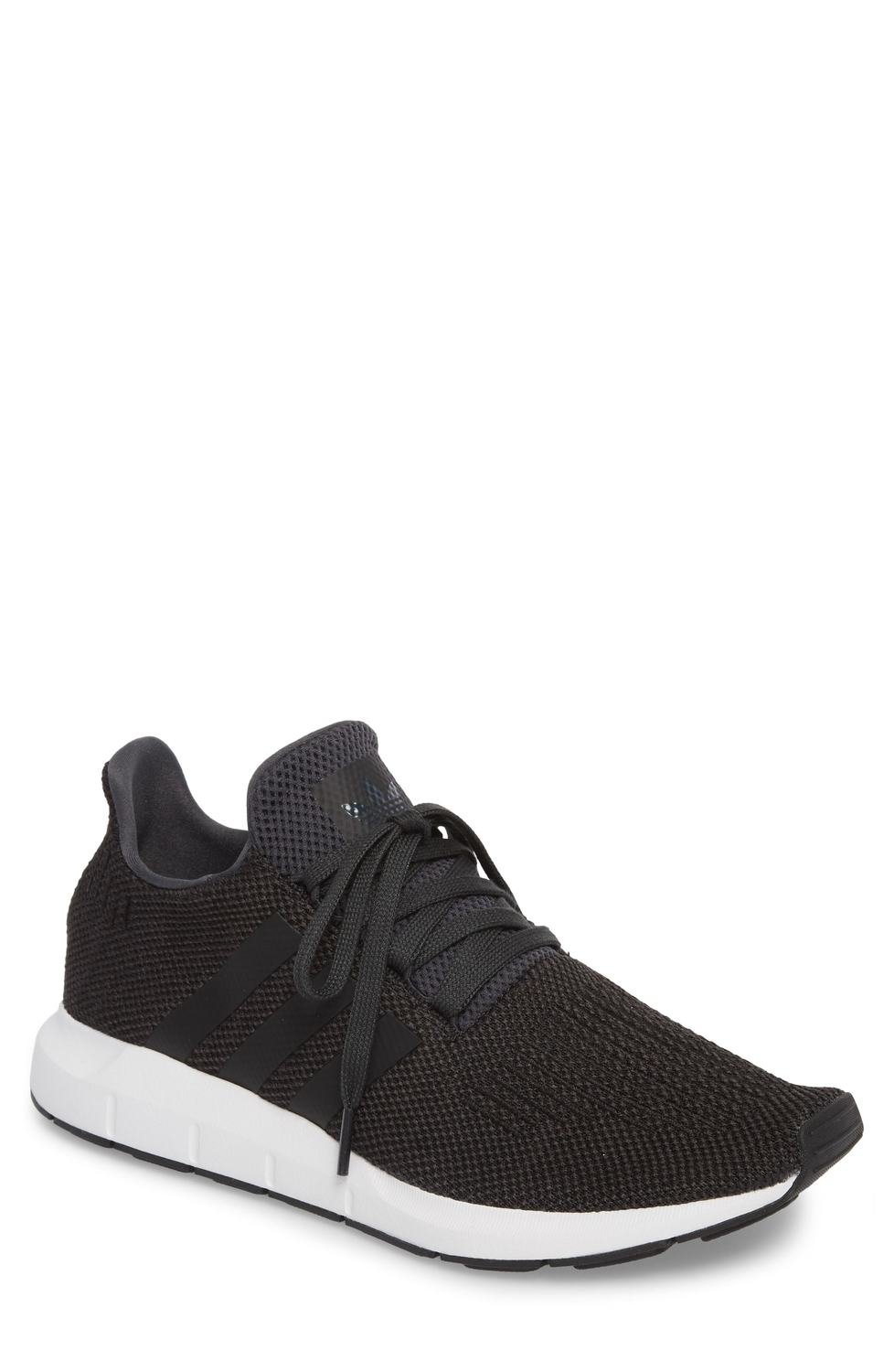 Swift Run Running Shoe