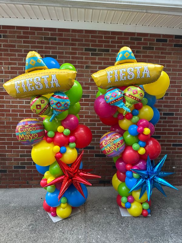 Organic Balloon Column Organic Balloon Column