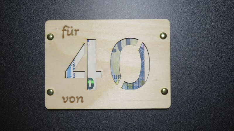 Geldgeschenk-Geburtstag-Gutscheinverpackung aus Holz, 10x14cm gelasert