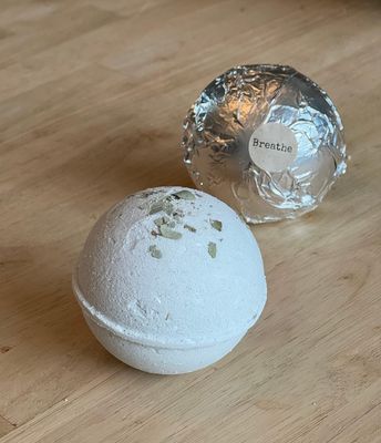 Breathe Bath Bomb