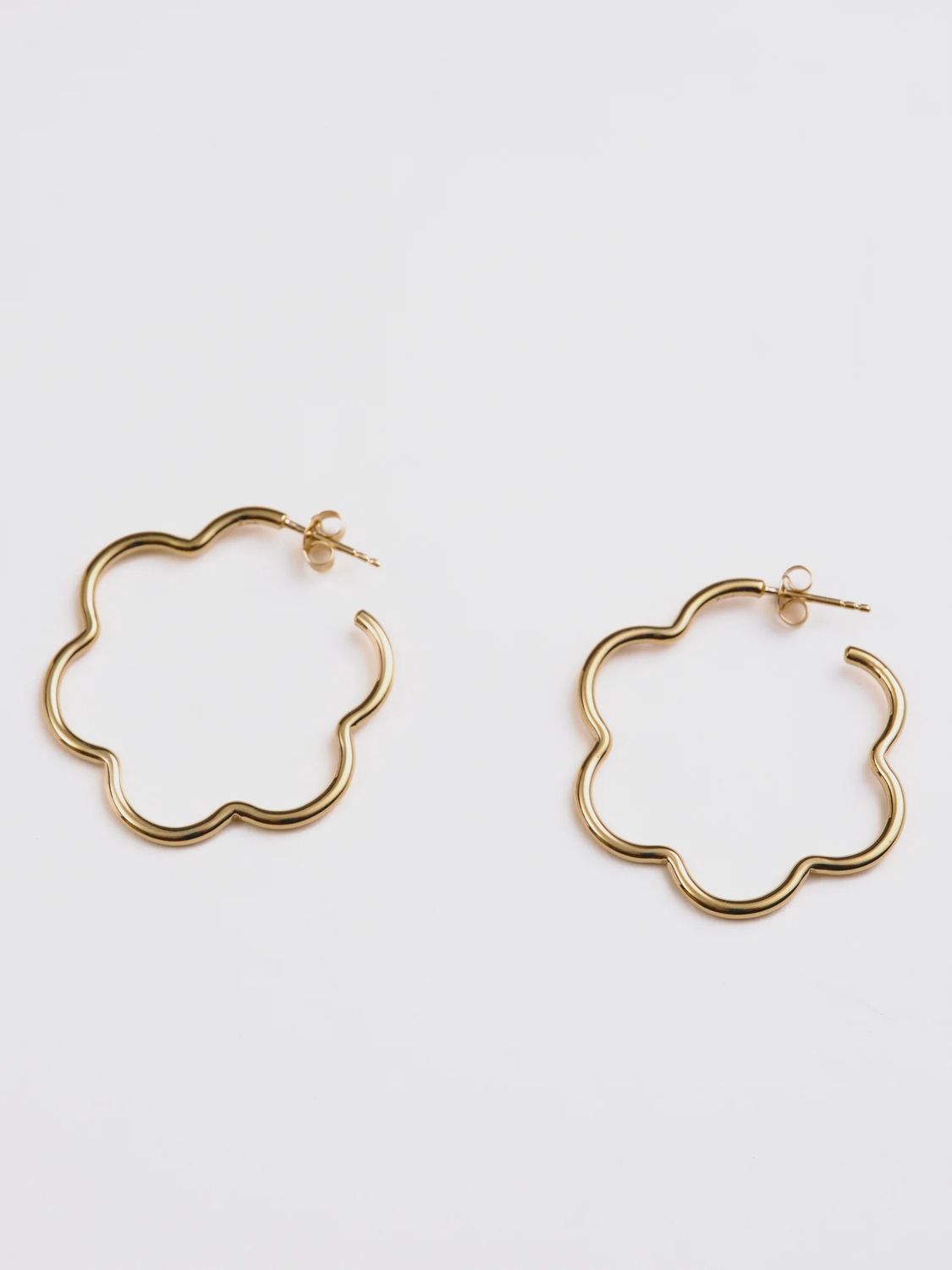 Kirby Flower Hoop, Color: Gold Vermeil