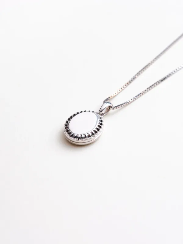 Sutton Oval Locket