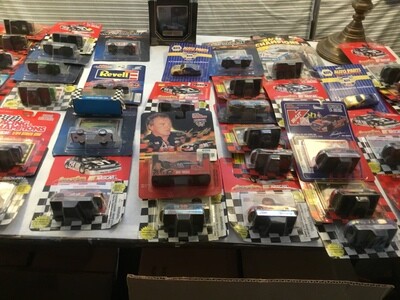 1/64 and 1/24 cars and trucks