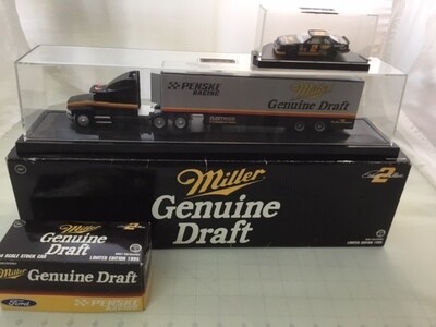 NDC122 1/64 Miller Genuine Draft Hauler with Car