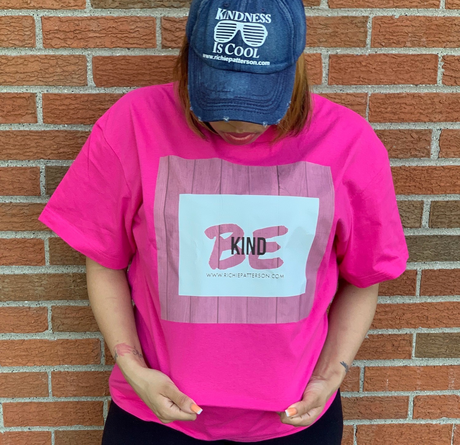 BE KIND Hot Pink T-SHIRTS (SIZES SMALL-2XL)