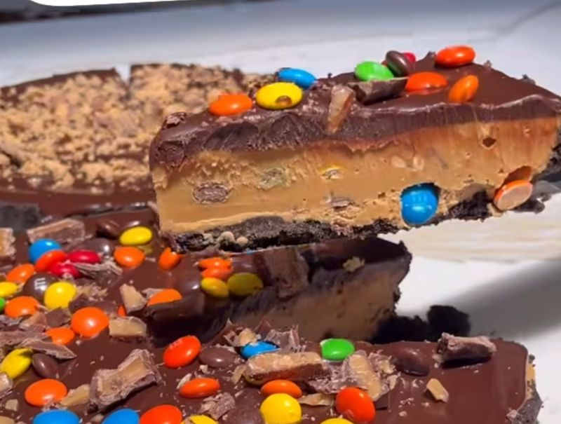 Blizzard PB Oreo pie