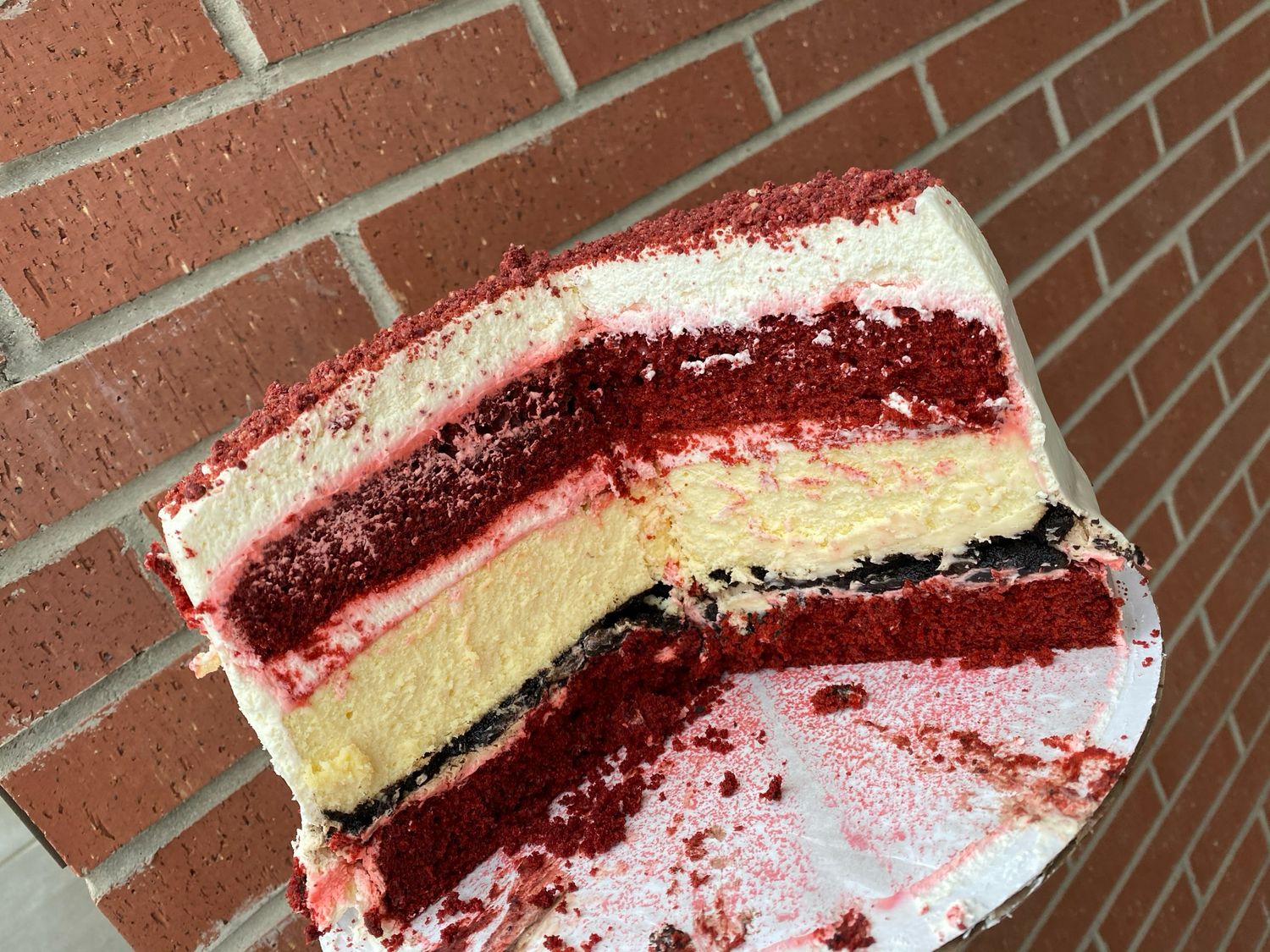 Red Velvet Cheesecake Cake