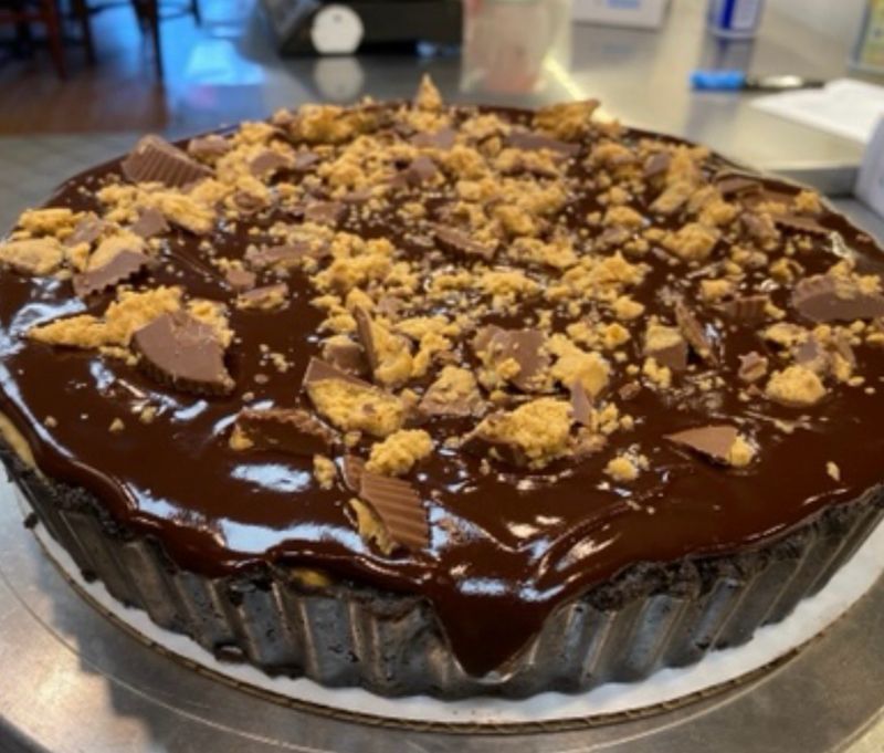 Peanut Butter Oreo Pie