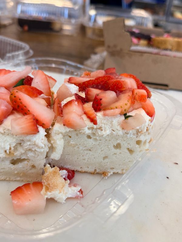 Strawberry Shortcake Square Slice