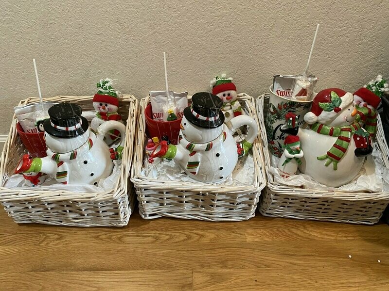 Hot Cocoa Gift Basket