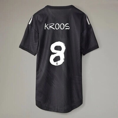 Toni Kroos 8 Real Madrid Fourth Jersey Shirt Y3
(Player Version)
