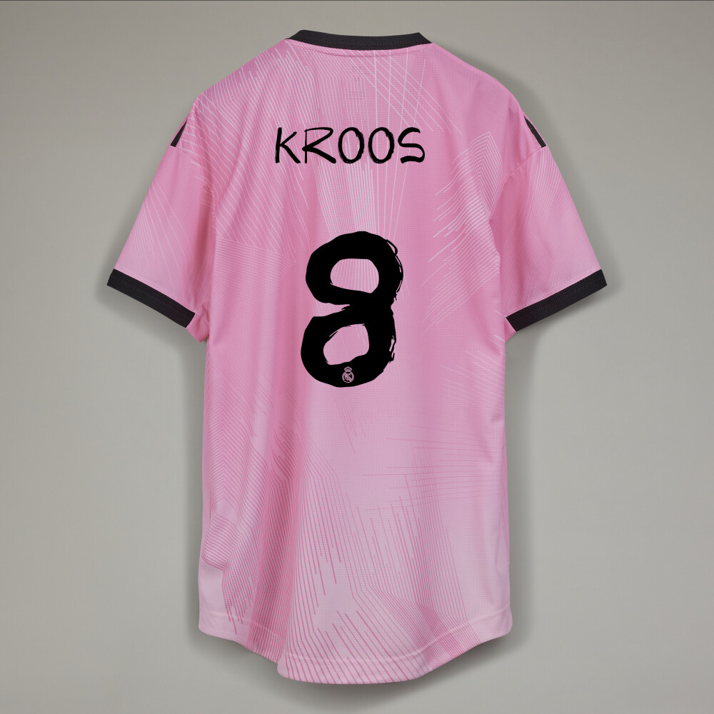 Toni Kroos 8  Real Madrid  Y3 Fourth GK Jersey Pink 21-22 (Player version)