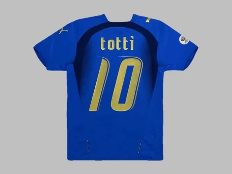 Italy Home Francesco Totti #10 Blue Retro Soccer Jersey Shirt 2006