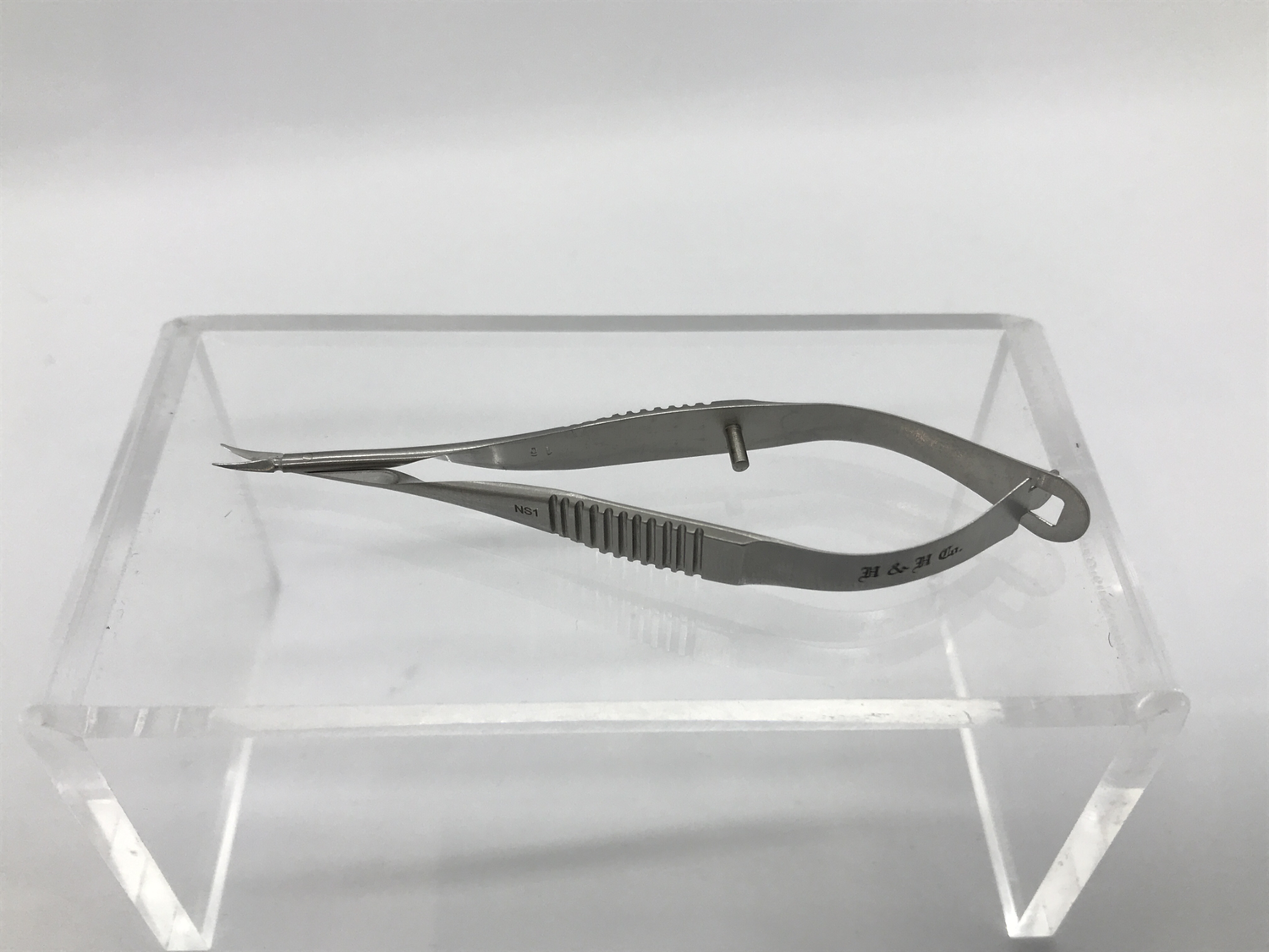 SCISSORS-VANNAS 3 1/8"-MOD. TB