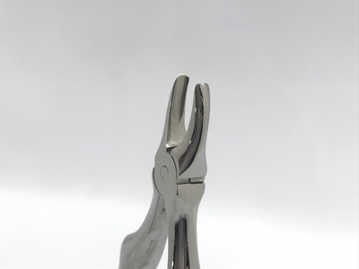 EXT FORCEP #560 CHILD UPPER INCISORS