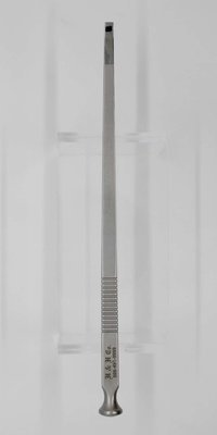 OSTEOTOME-7&quot;-4mm-SLIGHT CURVE