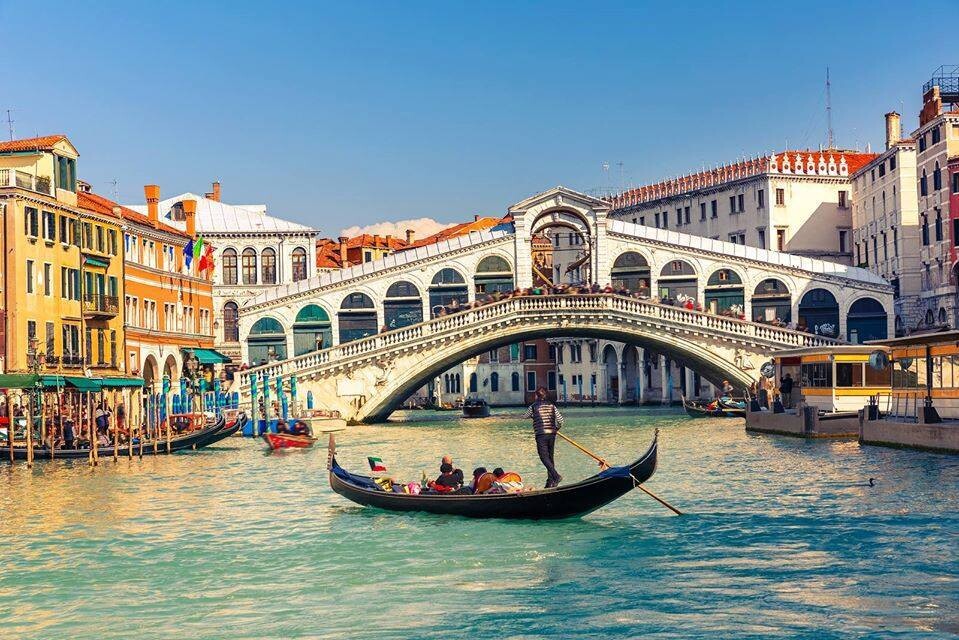 Italy: Venice, Florence, Pisa, Milano &amp; Como
