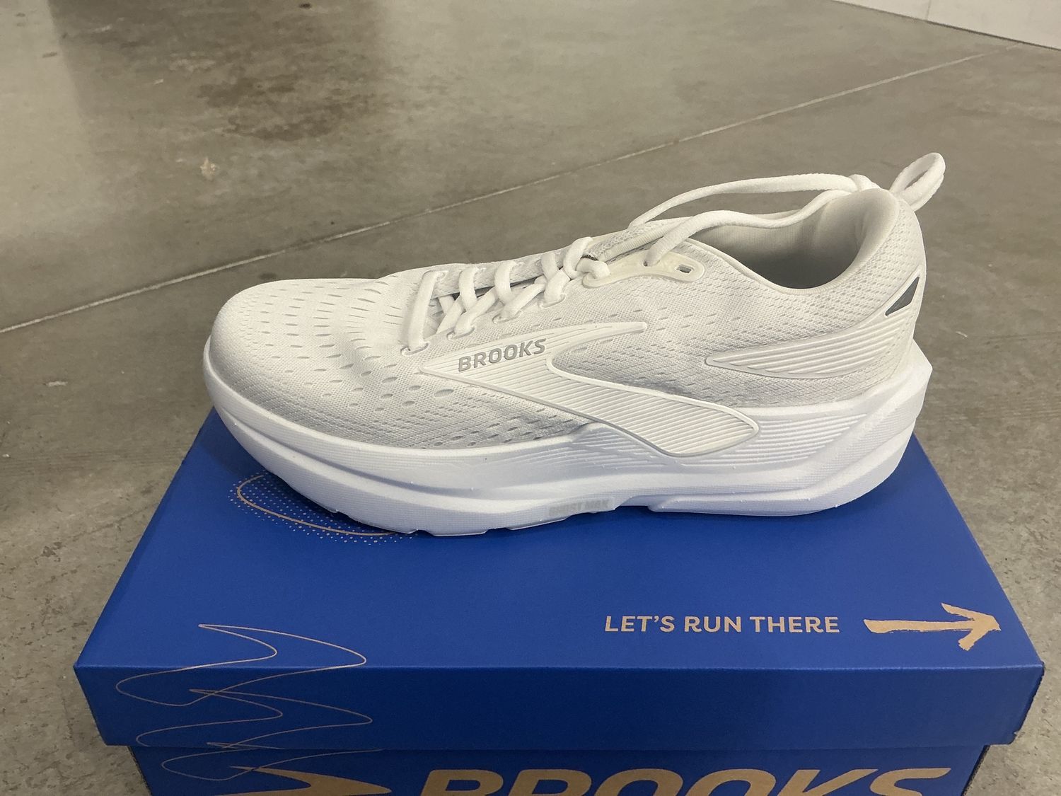 Ghost Max 3 White/White, Gender: Women, Size: 6