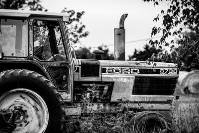 BW Sunburnt Ford