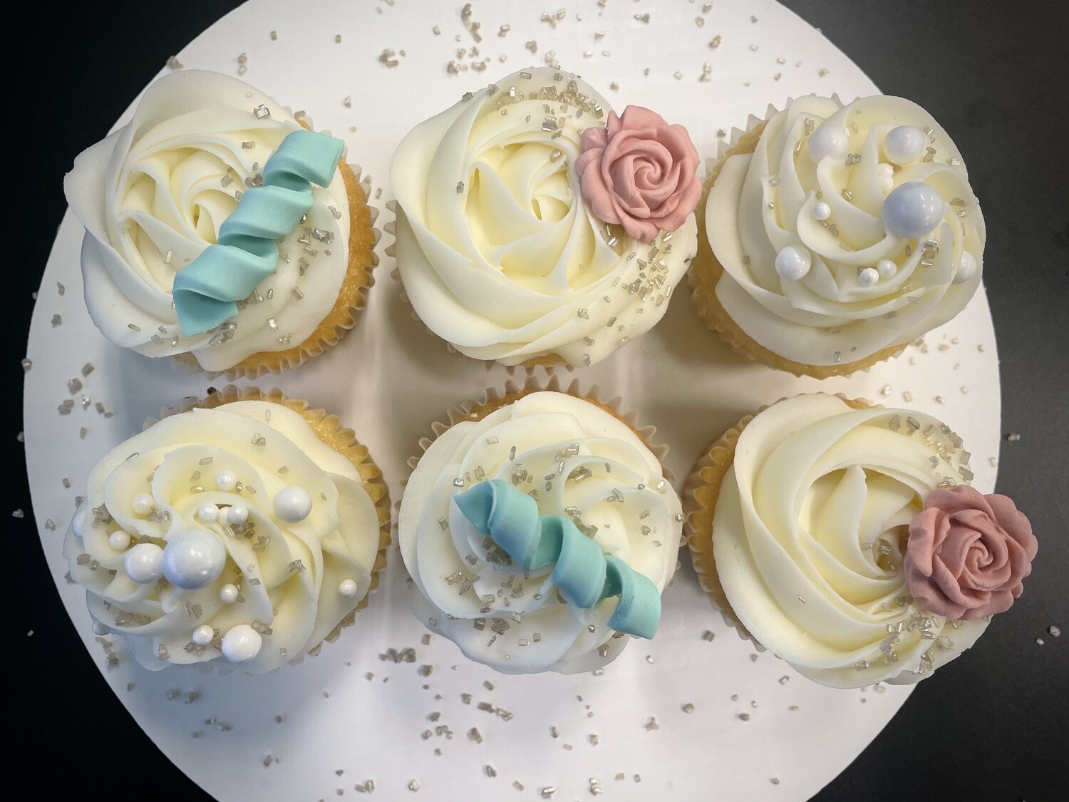 12 Cupcakes- Ladies 12 Cupcakes- Ladies