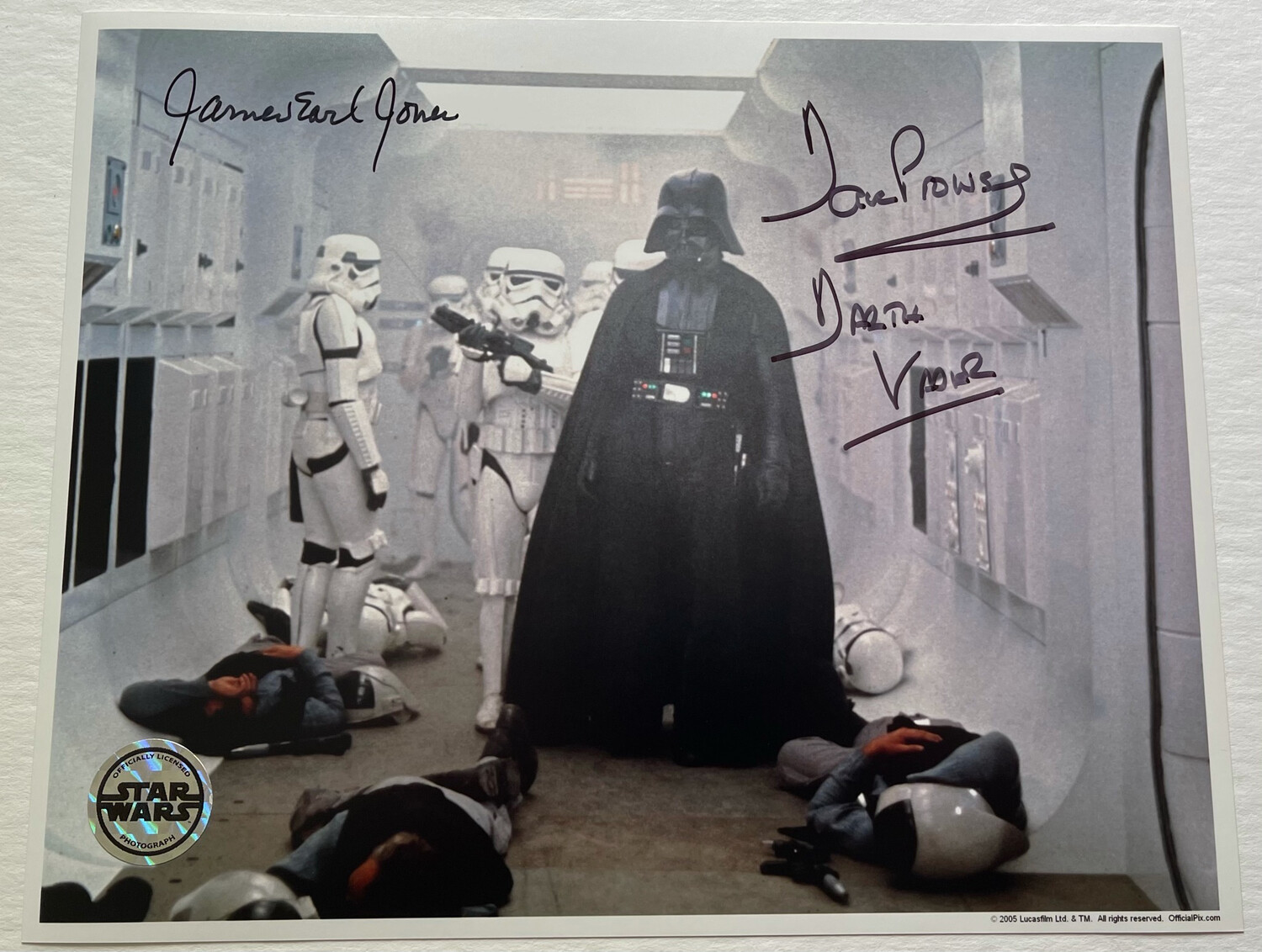 8X10 PHOTO SIGNED BY DAVE PROWSE AND JAMES EARL JONES