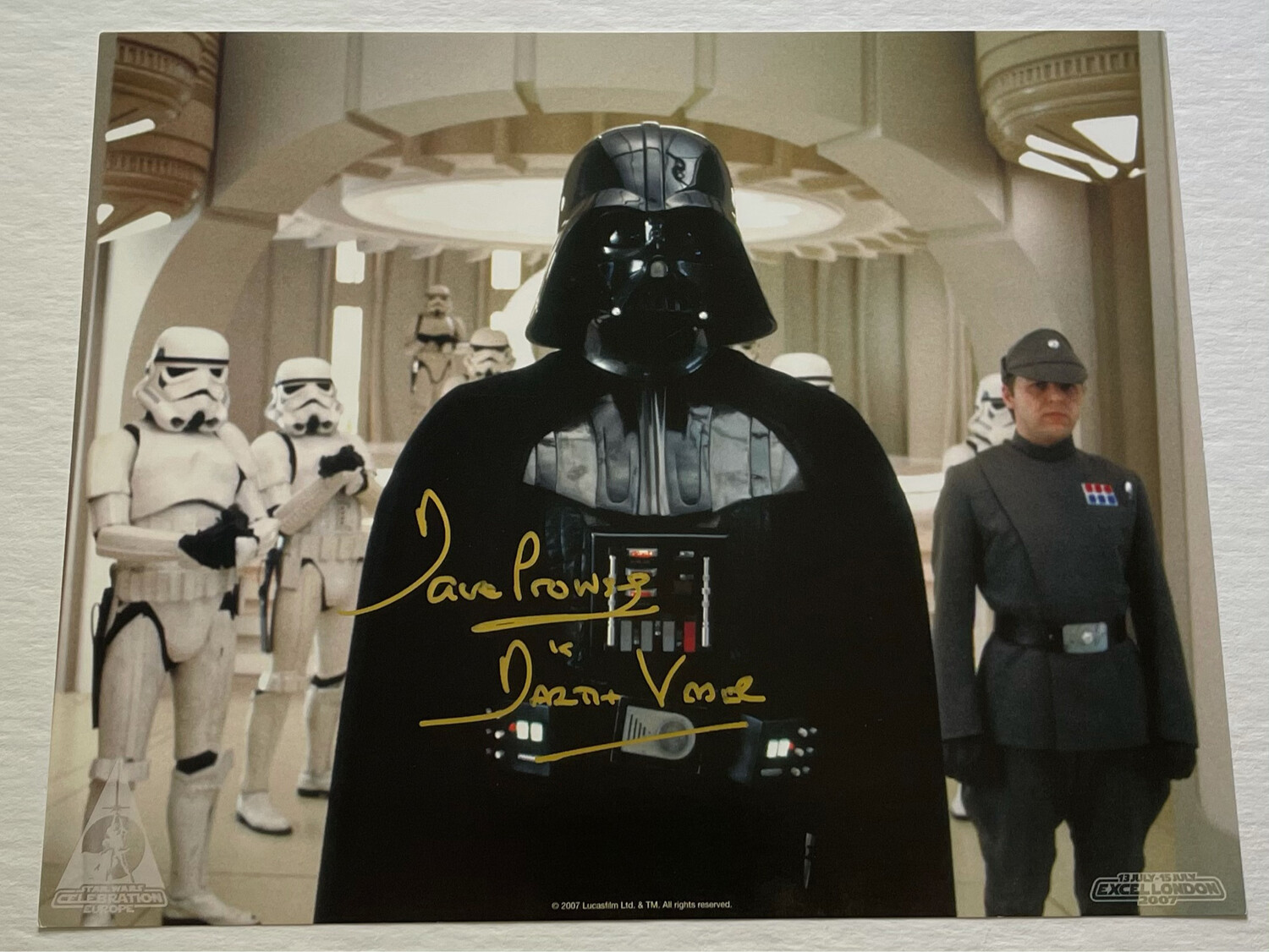 8X10 DARTH VADER PHOTO SIGNED BY DAVE PROWSE