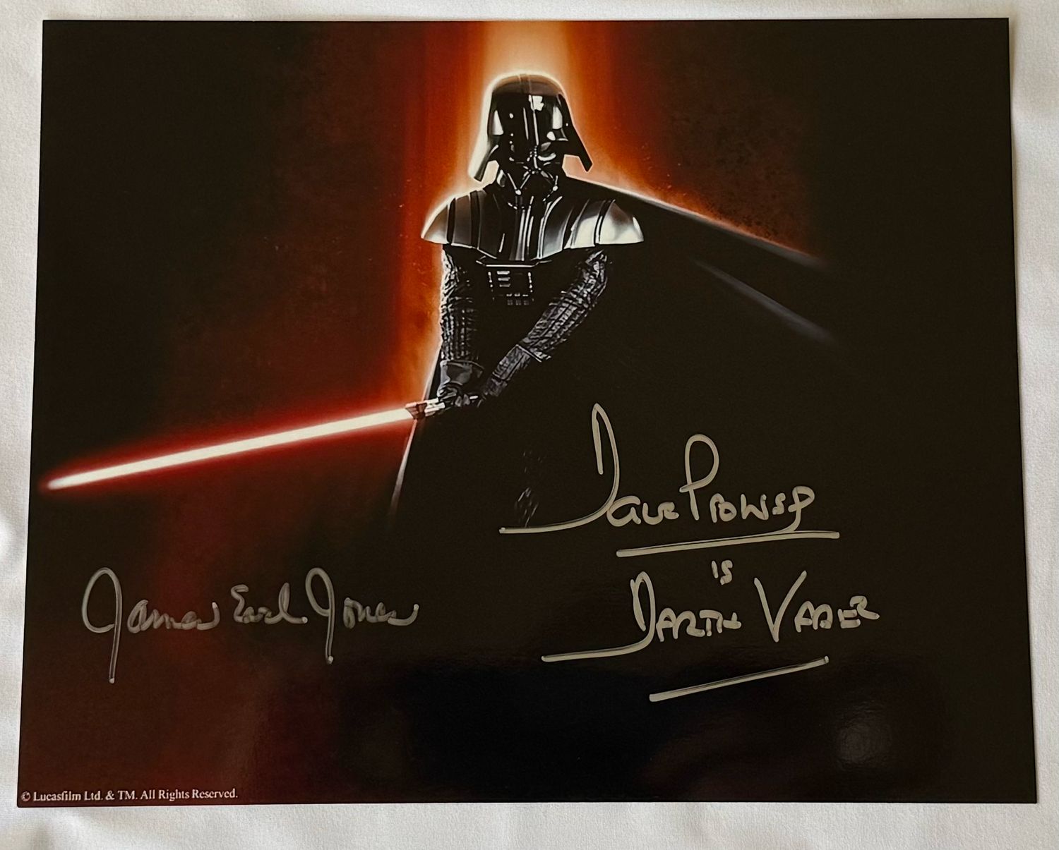 DARTH VADER 8X10 PHOTO SIGNED BY DAVE PROWSE AND JAMES EARL JONES