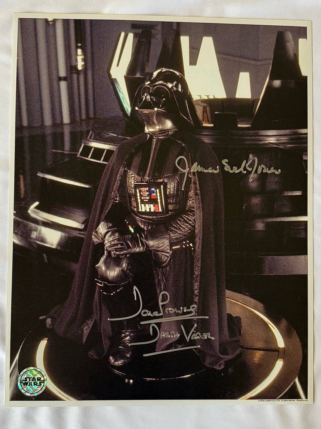 OFFICIAL PIX DARTH VADER 11X14 PHOTO SIGNED BY DAVE PROWSE AND JAMES EARL JONES