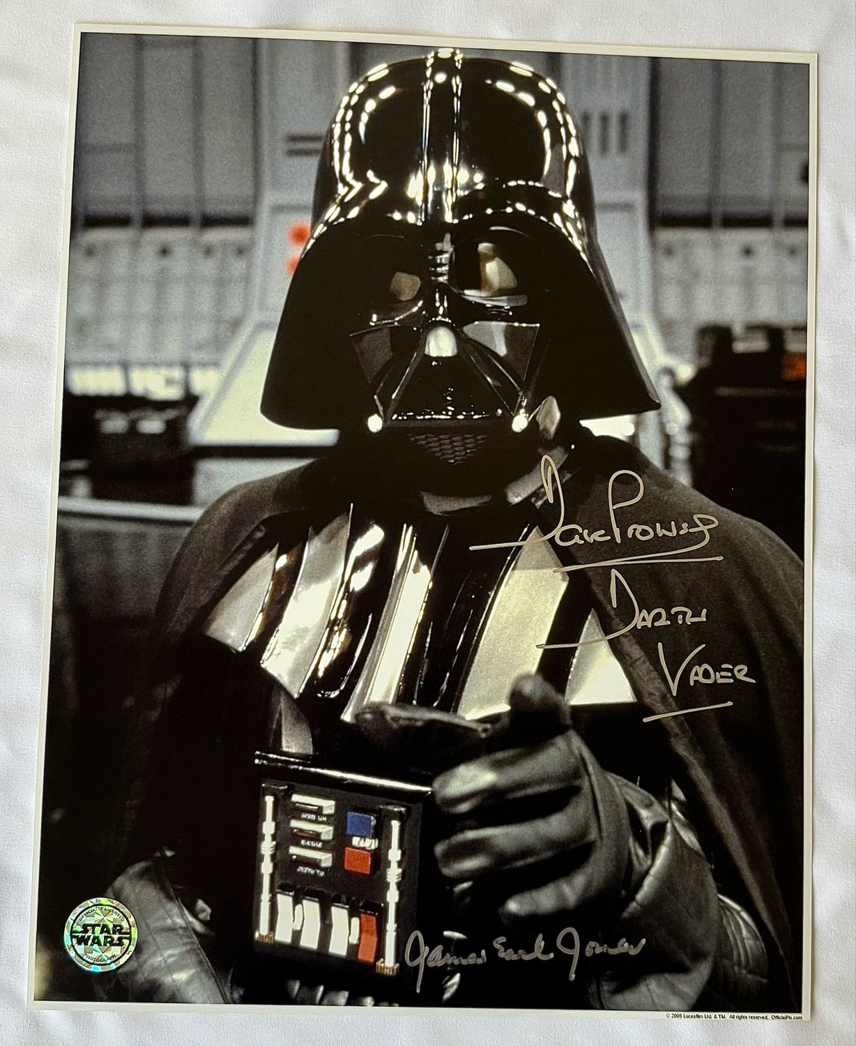 OFFICIAL PIX DARTH VADER 11X14 PHOTO SIGNED BY DAVE PROWSE AND JAMES EARL JONES