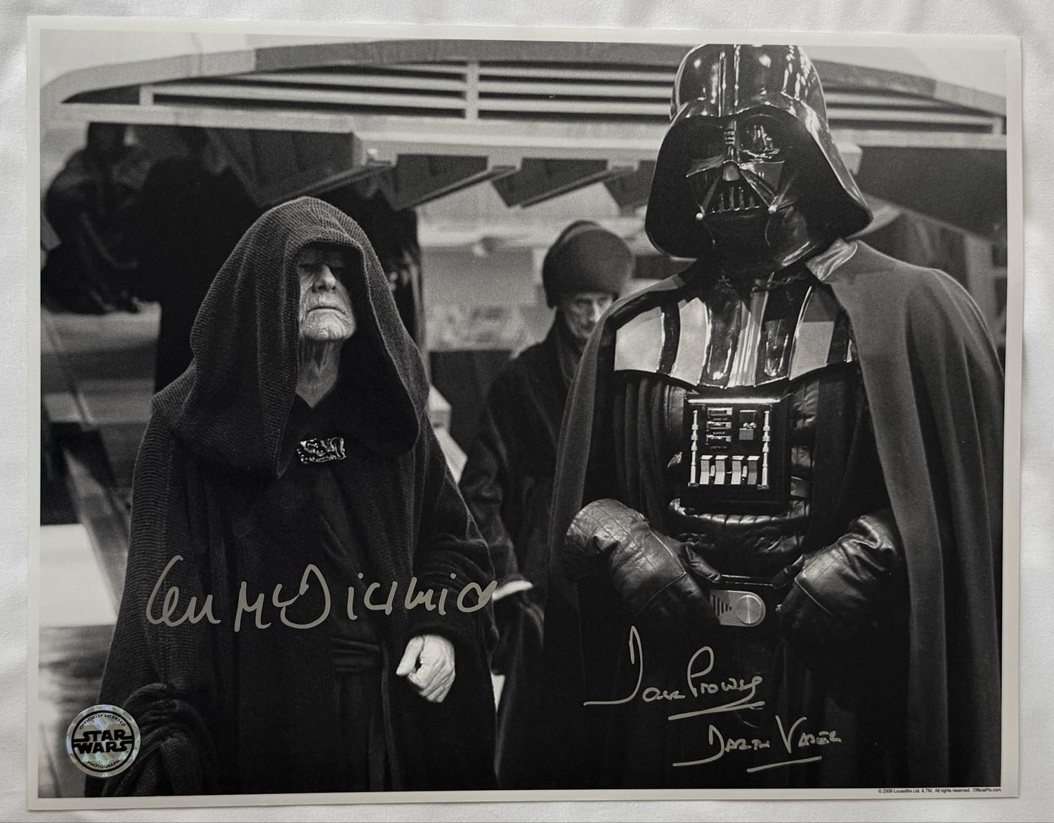 OFFICIAL PIX DARTH VADER 11X14 PHOTO SIGNED BY DAVE PROWSE AND IAN MACDIARMID