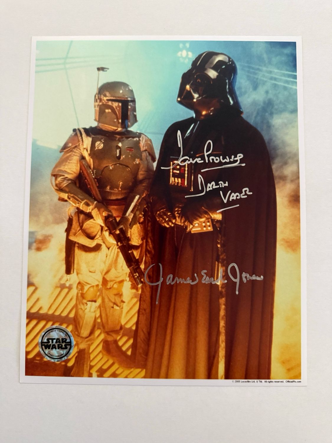 OFFICIAL PIX DARTH VADER 8X10 PHOTO SIGNED BY DAVE PROWSE AND JAMES EARL JONES