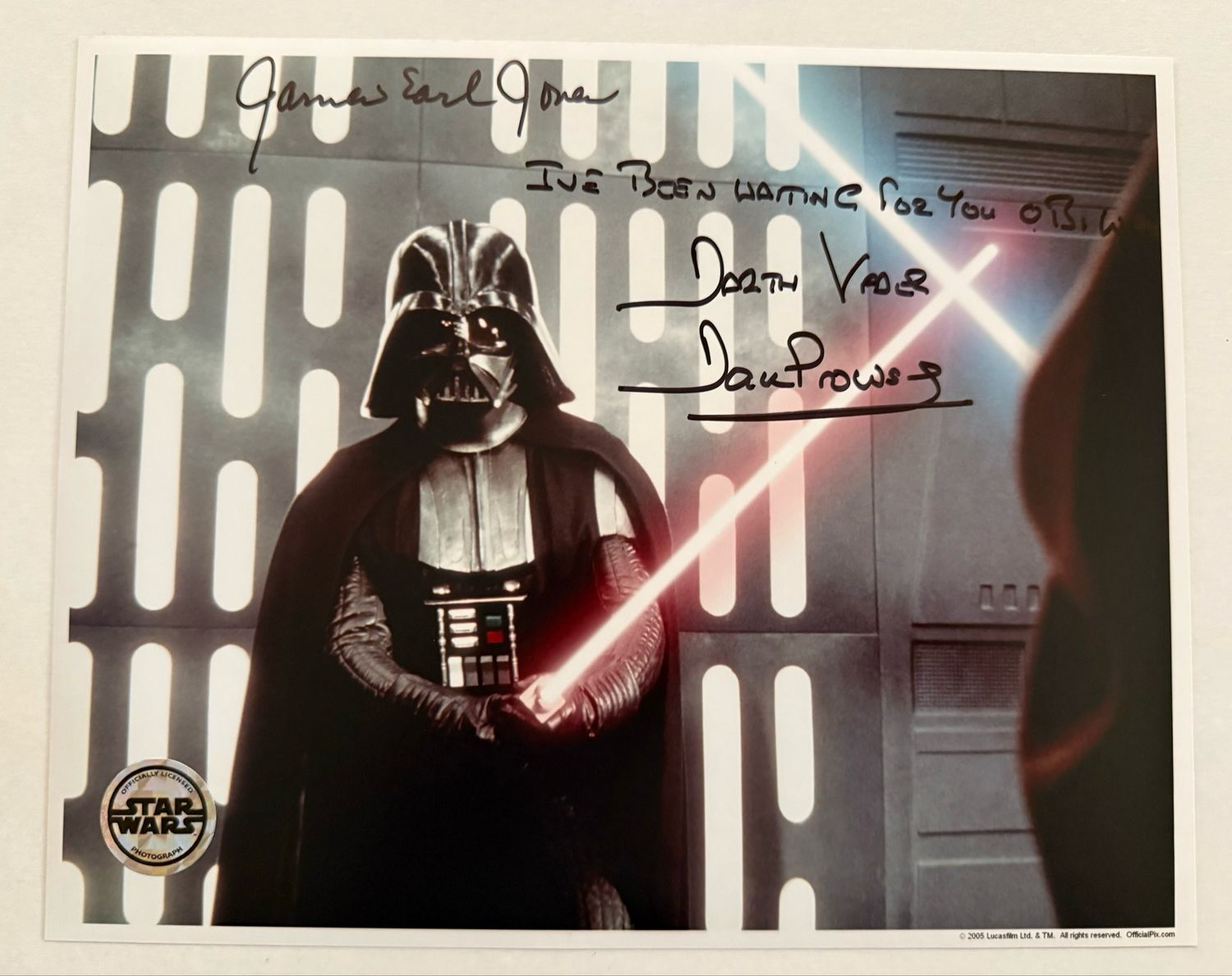 OFFICIAL PIX DARTH VADER 8X10 PHOTO SIGNED BY DAVE PROWSE AND JAMES EARL JONES