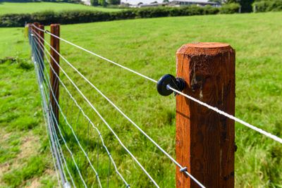 ELECTRIC FENCING &amp; FARM EQUIPMENT