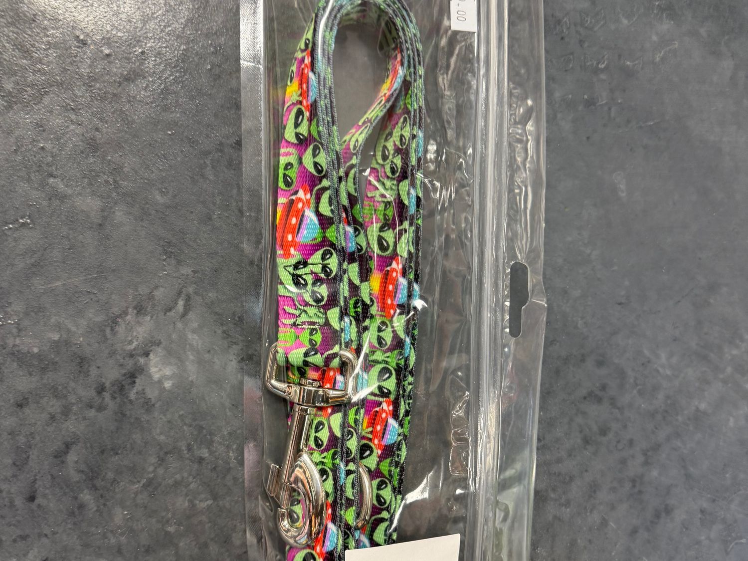 Pawsitively Fun Alien Print 4 Foot Leash